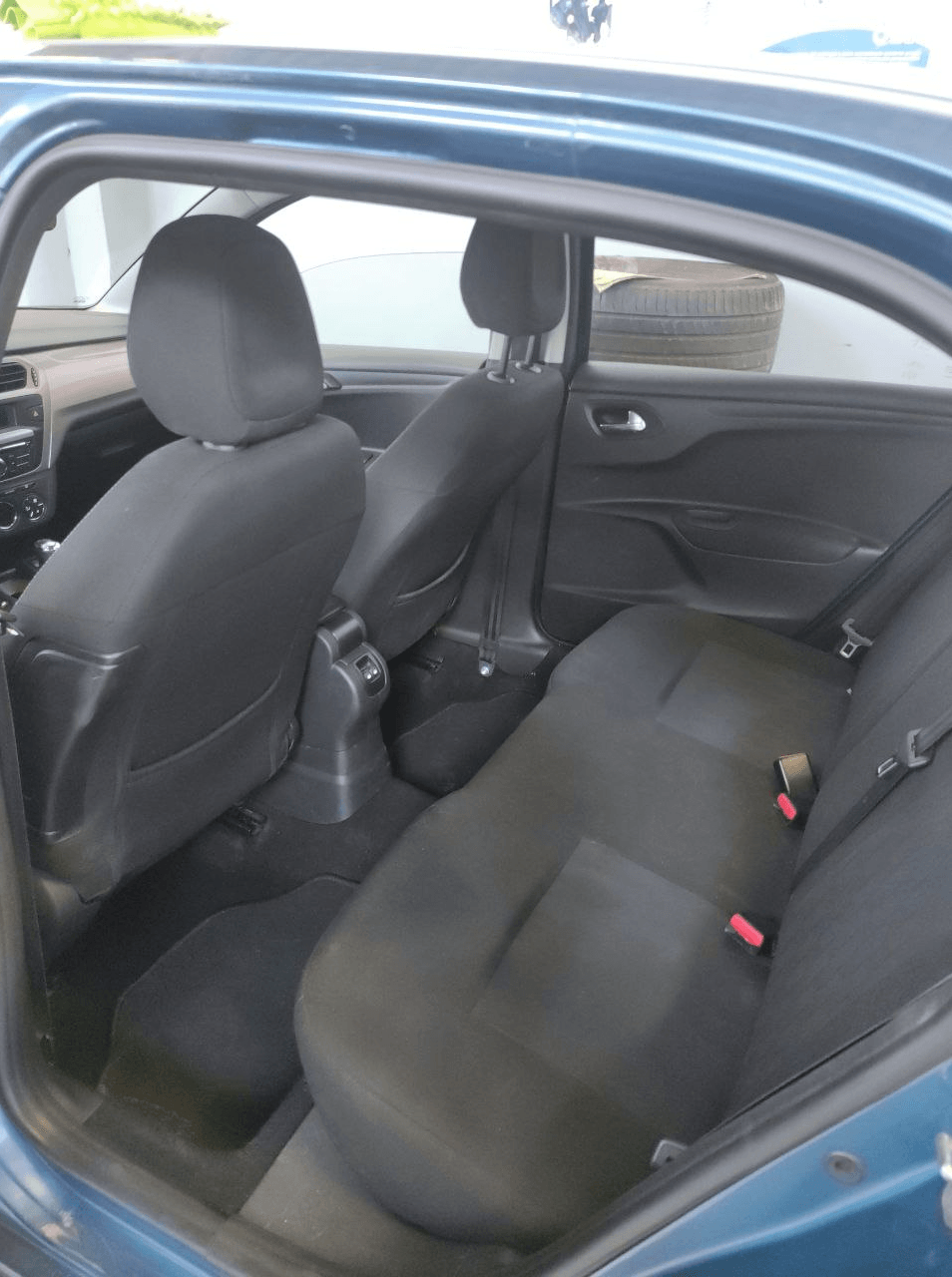 Citroën C-Elysée rental in Gandia — 4