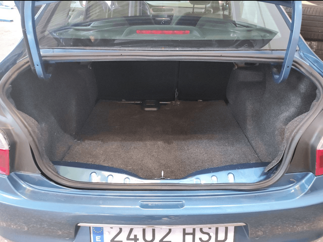 Citroën C-Elysée rental in Gandia — 6