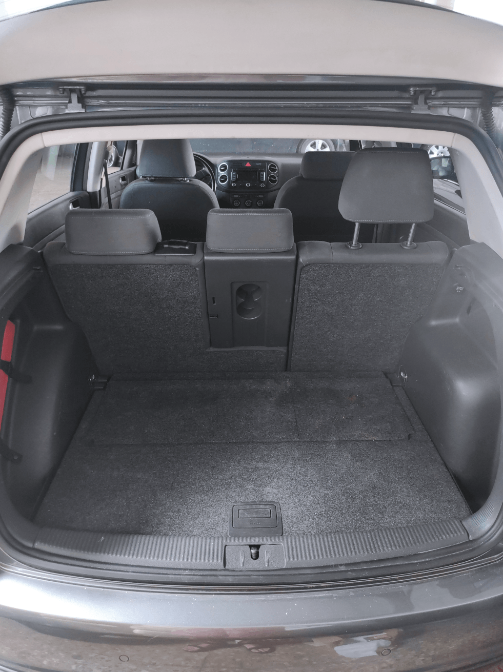 Volkswagen Golf rental in Gandia — 5